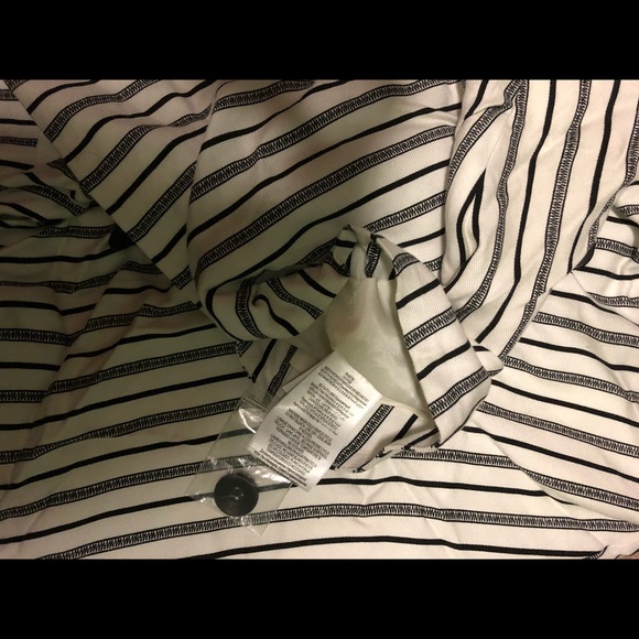 BCBG SIZE 12 Skirt - Picture 3 of 5